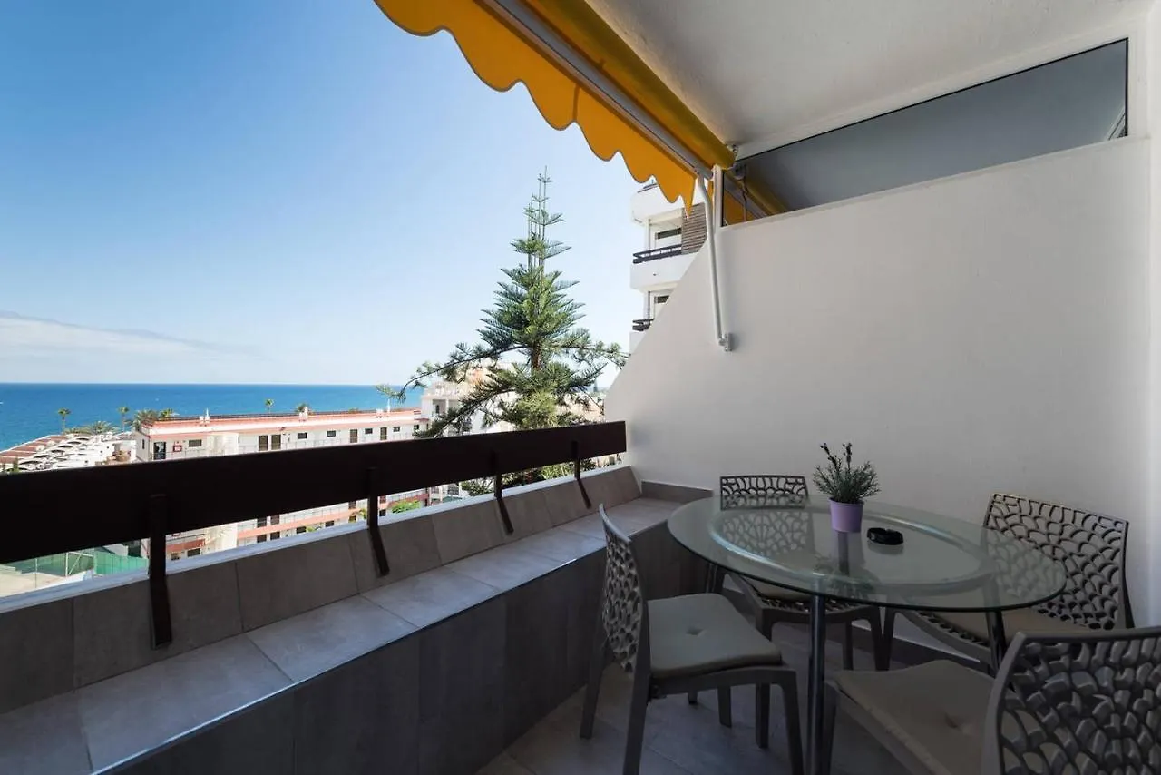 Modern Apartment With Sea Views And Fast Fiber Wifi Playa del Ingles  0*, Playa del Ingles (Gran Canaria)