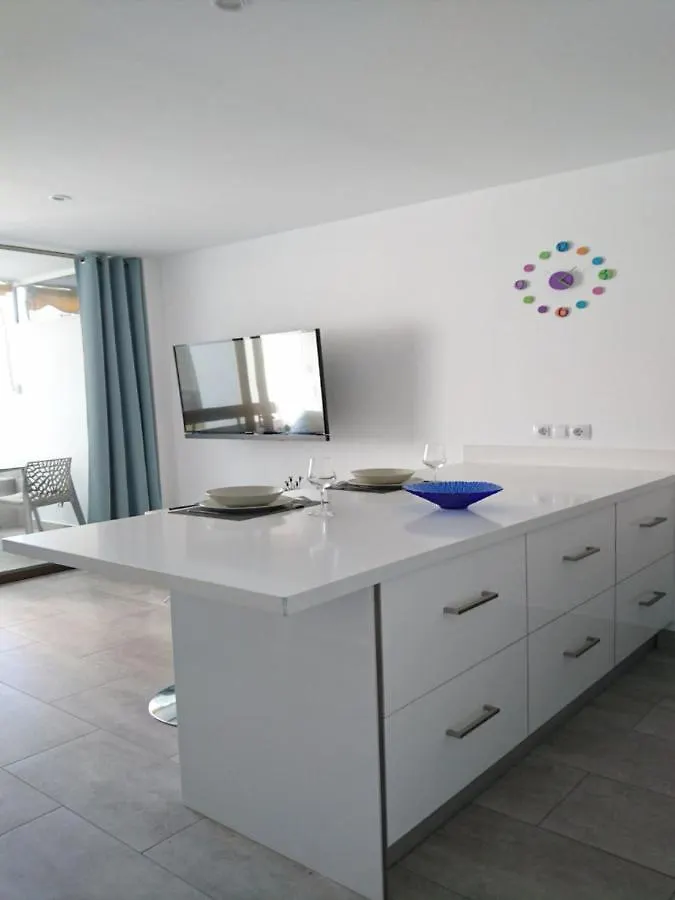 Modern Apartment With Sea Views And Fast Fiber Wifi Playa del Ingles  Playa del Ingles (Gran Canaria)